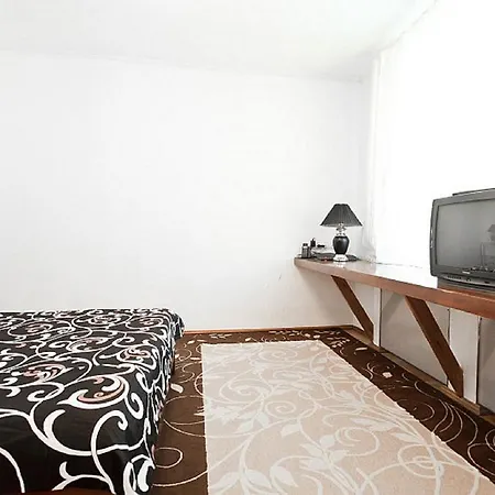 Center Lux On Karla Marksa 4-Room *